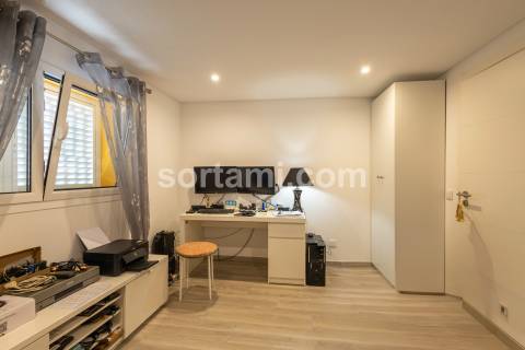 Moradia Isolada T5 Venda em Quarteira,Loulé