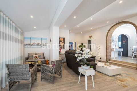 Moradia Isolada T5 Venda em Quarteira,Loulé