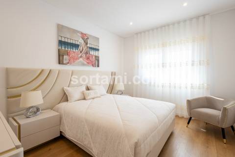 Moradia Isolada T5 Venda em Quarteira,Loulé