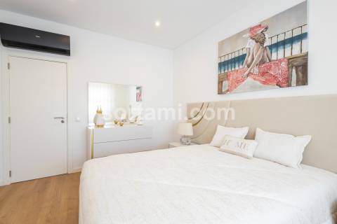 Moradia Isolada T5 Venda em Quarteira,Loulé