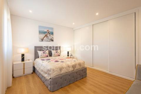 Moradia Isolada T5 Venda em Quarteira,Loulé