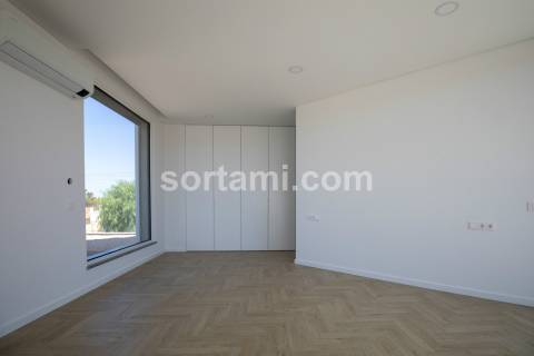 Moradia Isolada T3+1 Venda em Albufeira e Olhos de Água,Albufeira