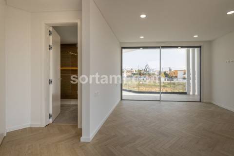 Moradia Isolada T3+1 Venda em Albufeira e Olhos de Água,Albufeira