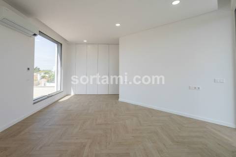 Moradia Isolada T3+1 Venda em Albufeira e Olhos de Água,Albufeira