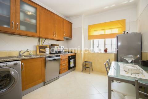 Apartamento T2 Venda em Quarteira,Loulé