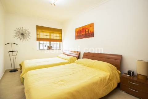 Apartamento T2 Venda em Quarteira,Loulé