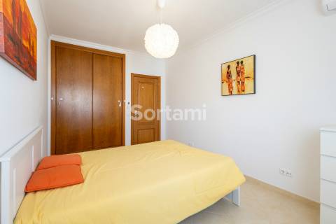 Apartamento T2 Venda em Quarteira,Loulé