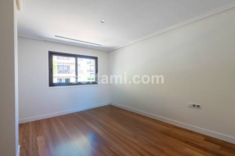 Apartamento T1+1 Venda em Albufeira e Olhos de Água,Albufeira