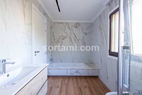 Apartamento T1+1 Venda em Albufeira e Olhos de Água,Albufeira