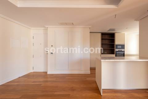 Apartamento T1+2 Venda em Albufeira e Olhos de Água,Albufeira
