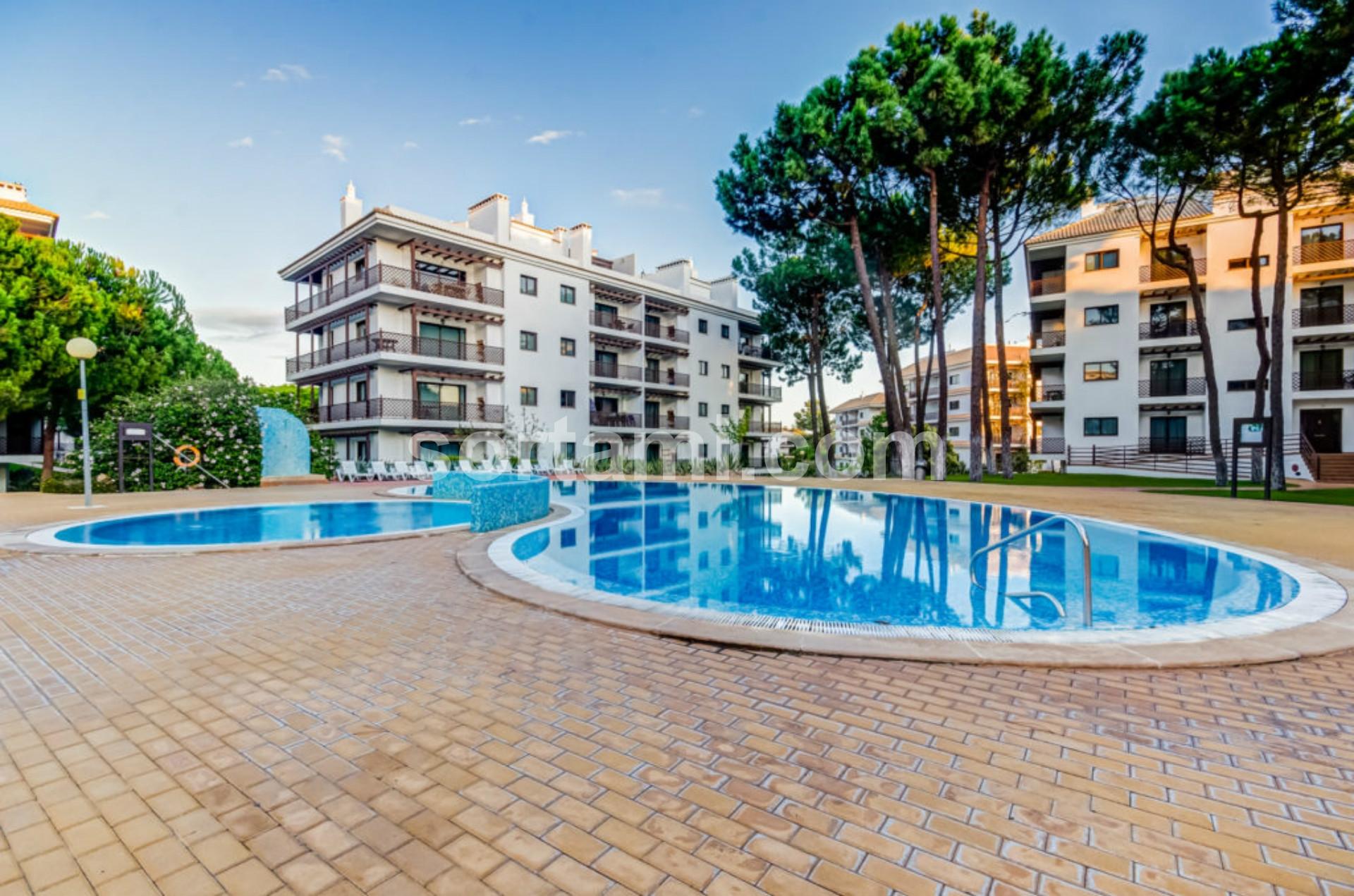 Apartamento T1+2 Venda em Albufeira e Olhos de Água,Albufeira