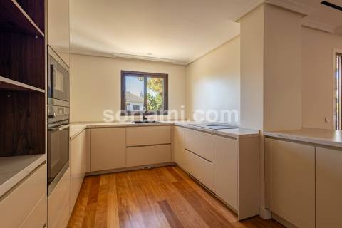 Apartamento T1+2 Venda em Albufeira e Olhos de Água,Albufeira