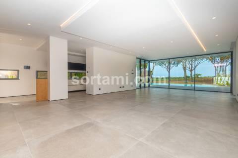 Moradia Isolada T5 Venda em Quarteira,Loulé