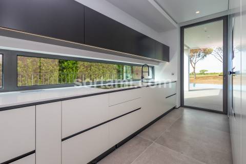 Moradia Isolada T5 Venda em Quarteira,Loulé