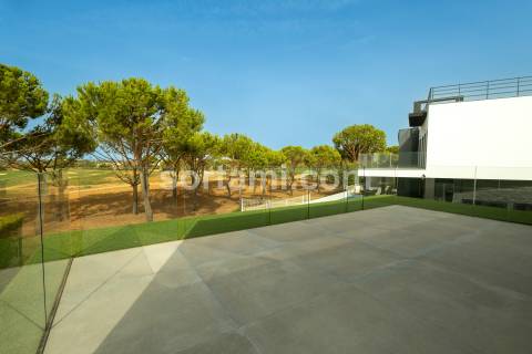 Moradia Isolada T5 Venda em Quarteira,Loulé