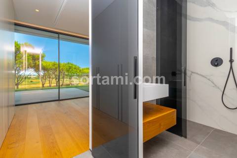 Moradia Isolada T5 Venda em Quarteira,Loulé