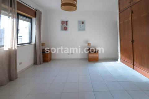 Apartamento T1 Venda em Quarteira,Loulé