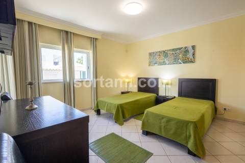 Moradia Isolada T5 Venda em Albufeira e Olhos de Água,Albufeira