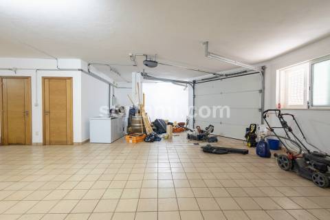 Moradia Isolada T5 Venda em Albufeira e Olhos de Água,Albufeira