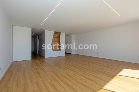 Moradia em Banda T3+2 Venda em Canidelo,Vila Nova de Gaia