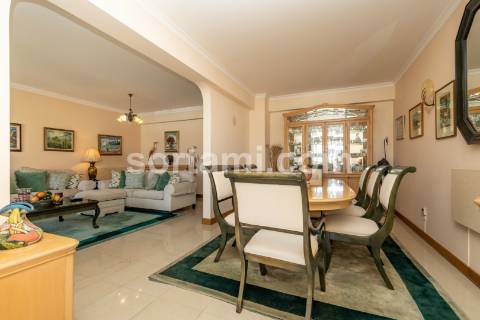 Apartamento T3 Venda em Quarteira,Loulé