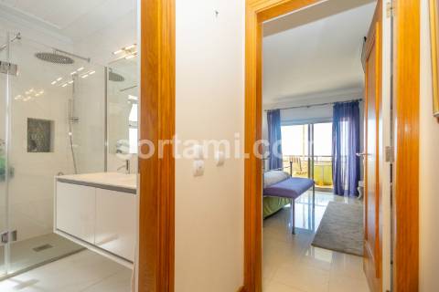 Apartamento T3 Venda em Quarteira,Loulé