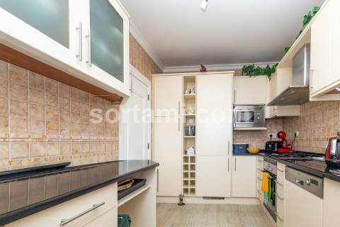 Apartamento T3 Venda em Quarteira,Loulé