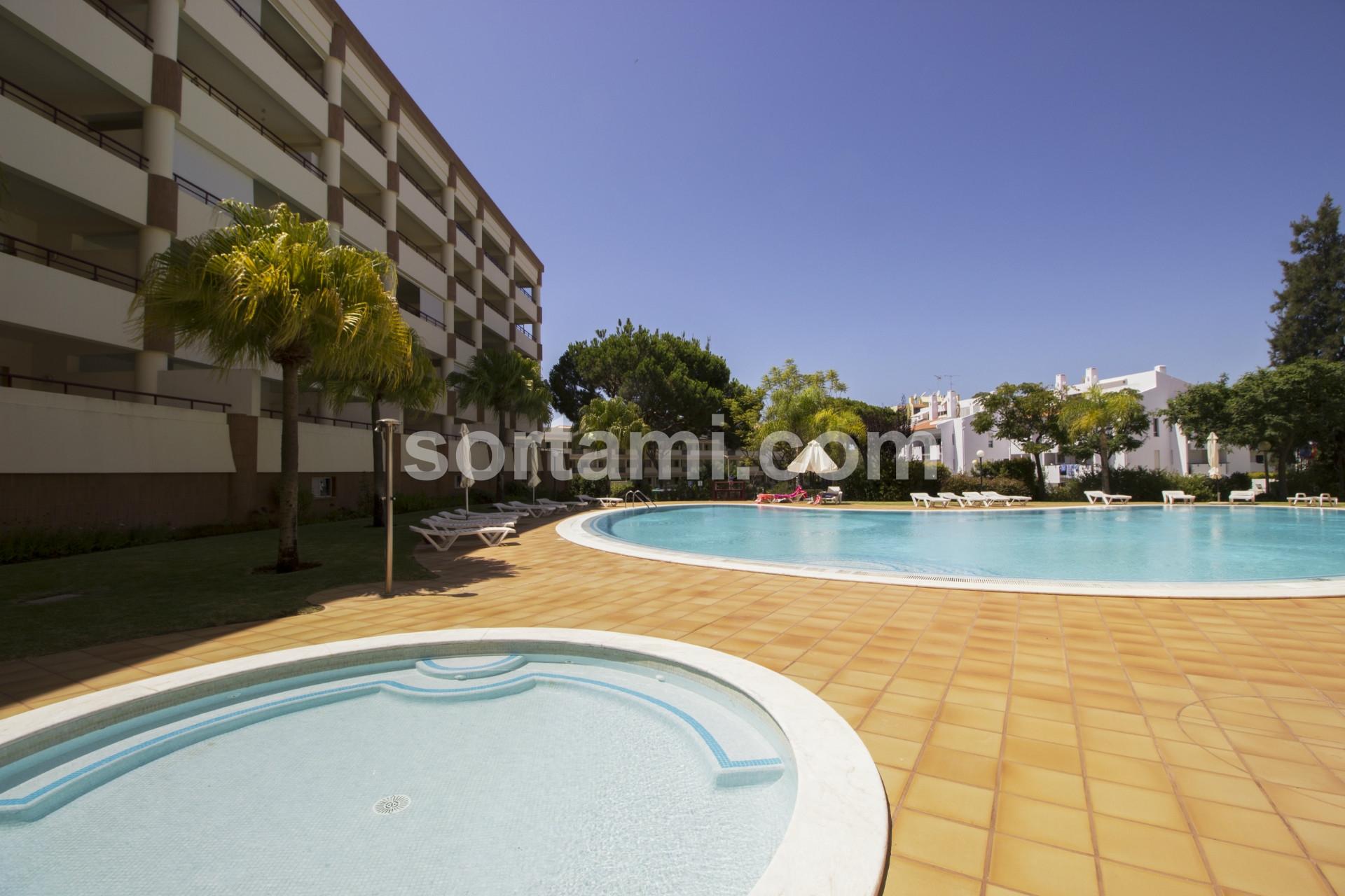 Apartamento T3 Venda em Quarteira,Loulé