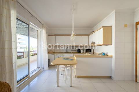 Apartamento T2 Venda em Quarteira,Loulé
