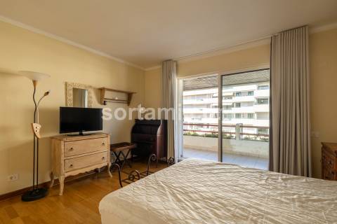 Apartamento T2 Venda em Quarteira,Loulé