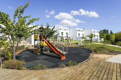 Moradia Geminada T2 Venda em Albufeira e Olhos de Água,Albufeira