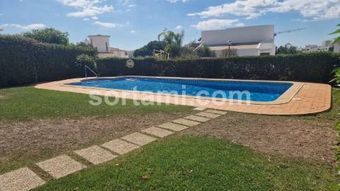 Apartamento T2 Venda em Quarteira,Loulé