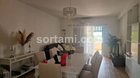 Apartamento T2 Venda em Quarteira,Loulé