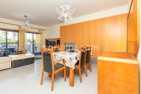 Apartamento T2 Venda em Quarteira,Loulé