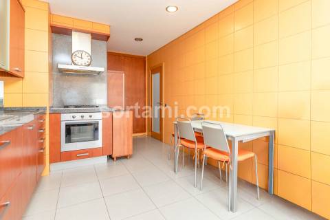 Apartamento T2 Venda em Quarteira,Loulé