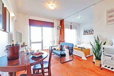 Apartamento T0 Venda em Quarteira,Loulé