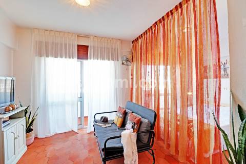 Apartamento T0 Venda em Quarteira,Loulé