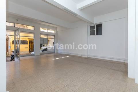 Loja  Venda em Quarteira,Loulé