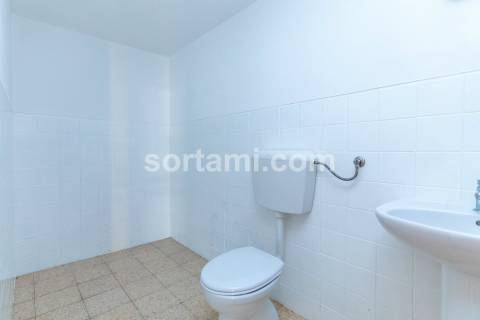 Loja  Venda em Quarteira,Loulé