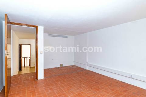 Loja  Venda em Quarteira,Loulé