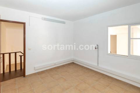 Loja  Venda em Quarteira,Loulé