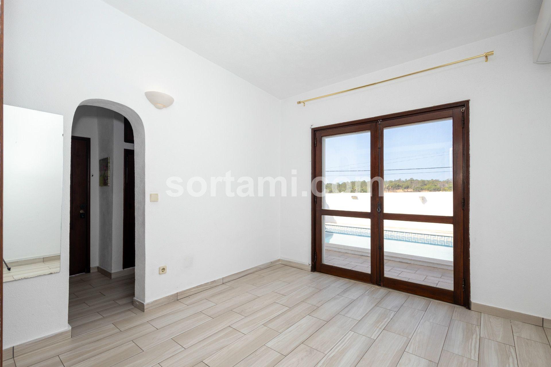 Moradia Isolada T3+1 Venda em Almancil,Loulé