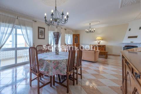 Apartamento T4 Venda em Quarteira,Loulé
