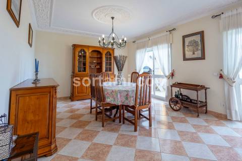 Apartamento T4 Venda em Quarteira,Loulé