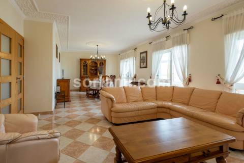 Apartamento T4 Venda em Quarteira,Loulé