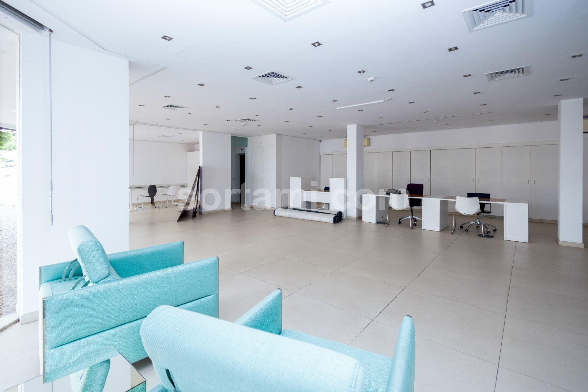 Loja  Venda em Albufeira e Olhos de Água,Albufeira