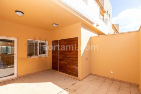 Moradia em Banda T3 Venda em Quarteira,Loulé