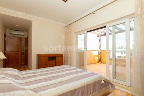 Moradia em Banda T3 Venda em Quarteira,Loulé