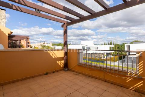 Moradia em Banda T3 Venda em Quarteira,Loulé