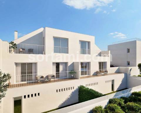Moradia Geminada T3+1 Venda em Estômbar e Parchal,Lagoa (Algarve)
